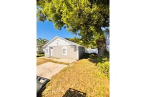 8710 TANGERINE PLACE, TAMPA, FL 33617 - MLS#MFRTB8506529