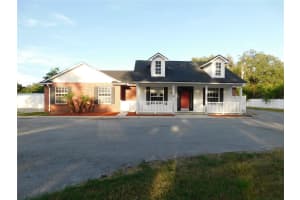 2525 N Valrico Rd, SEFFNER