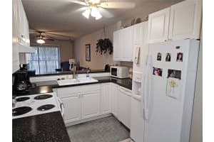 11201 122ND AVENUE, LARGO, FL 33778 - MLS#MFRTB8506578