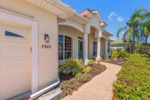 7549 PALMER GLEN CIRCLE, SARASOTA, FL 34240 - MLS#MFRTB8506653