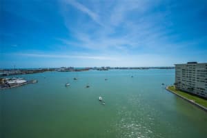 4525 COVE CIRCLE, ST PETERSBURG, FL 33708 - MLS#MFRTB8506679