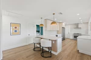 6801 PINELLAS POINT DRIVE, ST PETERSBURG, FL 33712 - MLS#MFRTB8506684