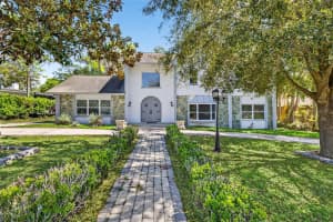 305 BANNOCKBURN AVENUE, TEMPLE TERRACE, FL 33617 - MLS#MFRTB8506716