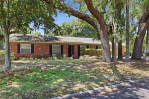 13808 CHERRY BROOK LANE, TAMPA, FL 33618 - MLS#MFRTB8506733
