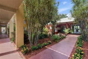 2366 MALL DRIVE, FORT MYERS, FL 33901 - MLS#MFRTB8506745