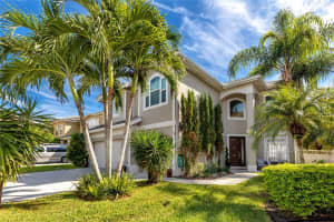 2241 HIGHLAND WOODS DRIVE, DUNEDIN, FL 34698 - MLS#MFRTB8506763
