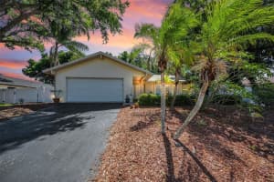 520 SANDY HOOK ROAD, PALM HARBOR, FL 34683 - MLS#MFRTB8506782