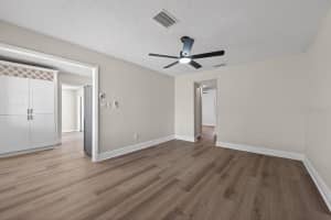 2540 KNOLLWOOD STREET, TAMPA, FL 33614 - MLS#MFRTB8506798