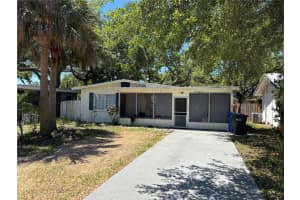 25 6TH AVENUE, LARGO, FL 33771 - MLS#MFRTB8506809