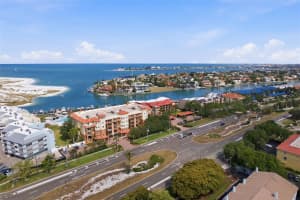 1060 PINELLAS BAYWAY S #204, TIERRA VERDE, FL 33715 - MLS#MFRTB8506813
