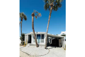 4851 W Gandy Blvd #b3l15, TAMPA