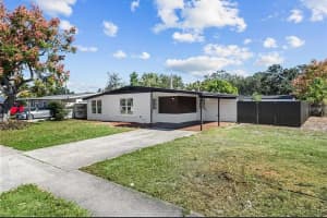 5101 TOWN N COUNTRY BOULEVARD, TAMPA, FL 33615 - MLS#MFRTB8506892