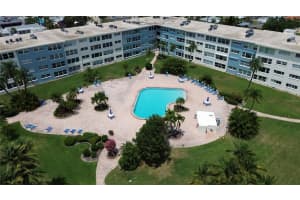 6363 Gulf Winds Dr #427, ST PETE BEACH