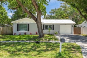 1819 West Dr, CLEARWATER