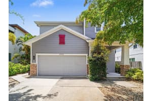 2424 Wood St, SARASOTA
