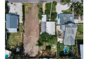 1213 BAY PALM BOULEVARD, INDIAN ROCKS BEACH, FL 33785 - MLS#MFRTB8507126