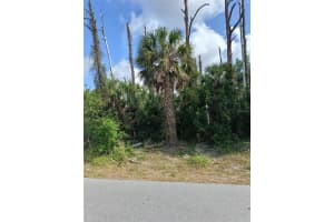 15082 COMMUNITY AVENUE, PORT CHARLOTTE, FL 33953 - MLS#MFRTB8507157