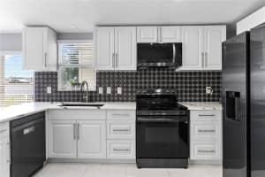 9426 STAR GAZER LANE, RIVERVIEW, FL 33578 - MLS#MFRTB8507272