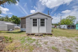 1012 SNOWDOWN E, LAKELAND, FL 33815 - MLS#MFRTB8507279