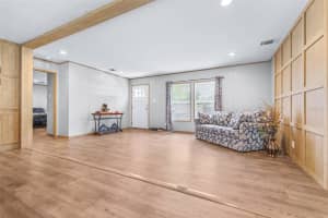 1012 SNOWDOWN E, LAKELAND, FL 33815 - MLS#MFRTB8507279
