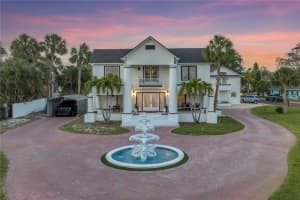 208 N Spring Blvd, TARPON SPRINGS