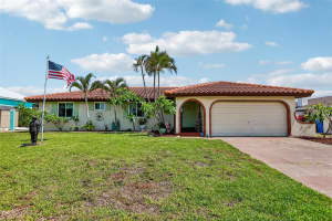 801 FLAMINGO DRIVE, APOLLO BEACH, FL 33572 - MLS#MFRTB8507339