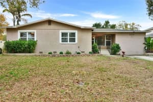 2435 York St N, ST PETERSBURG