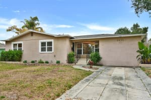 2435 YORK STREET, ST PETERSBURG, FL 33710 - MLS#MFRTB8507366