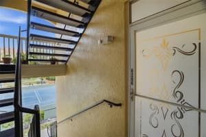 10764 70TH AVENUE, SEMINOLE, FL 33772 - MLS#MFRTB8507371