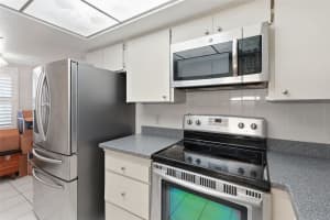2131 RIDGE ROAD, LARGO, FL 33778 - MLS#MFRTB8507383