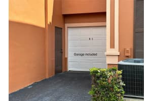 10534 WHITE LAKE COURT, TAMPA, FL 33626 - MLS#MFRTB8507496