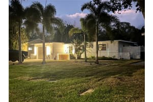 4227 Helena St Ne, ST PETERSBURG