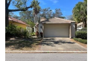 256 Springside Rd, LONGWOOD