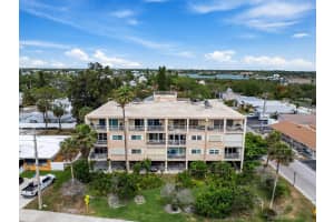 1005 GULF BOULEVARD, INDIAN ROCKS BEACH, FL 33785 - MLS#MFRTB8507544