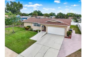 11235 APACHE PLACE, LARGO, FL 33774 - MLS#MFRTB8507545