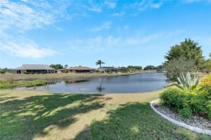 2002 VIEW DRIVE, SUN CITY CENTER, FL 33573 - MLS#MFRTB8507597