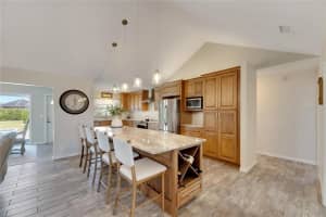 2002 VIEW DRIVE, SUN CITY CENTER, FL 33573 - MLS#MFRTB8507597