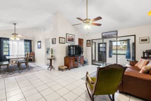 705 WESTMONT WAY, SUN CITY CENTER, FL 33573 - MLS#MFRTB8507598