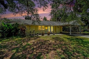 413 Pameto Rd, NOKOMIS