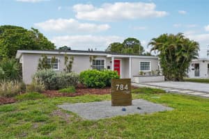 784 87TH AVENUE, ST PETERSBURG, FL 33702 - MLS#MFRTB8507726