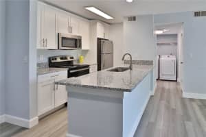10028 STRAFFORD OAK COURT, TAMPA, FL 33624 - MLS#MFRTB8507792