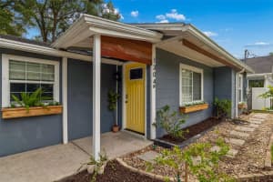 1304 KNOLLWOOD STREET, TAMPA, FL 33604 - MLS#MFRTB8507912