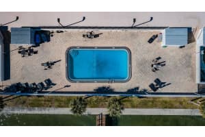 7100 SUNSHINE SKYWAY LANE, ST PETERSBURG, FL 33711 - MLS#MFRTB8507913