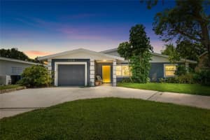 1124 40th Ave Ne, ST PETERSBURG