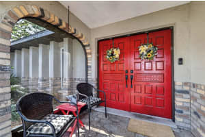 2713 WILLOW OAKS DRIVE, VALRICO, FL 33594 - MLS#MFRTB8507985