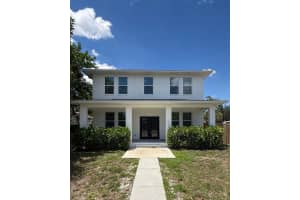 1919 30th Ave N, ST PETERSBURG