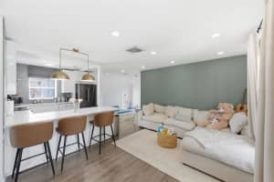 2150 76TH STREET, ST PETERSBURG, FL 33710 - MLS#MFRTB8508040