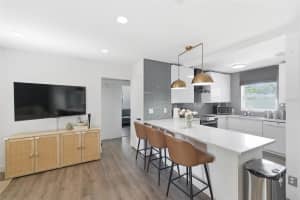 2150 76TH STREET, ST PETERSBURG, FL 33710 - MLS#MFRTB8508040