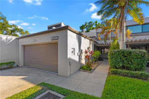 4222 FAIRWAY CIRCLE, TAMPA, FL 33618 - MLS#MFRTB8508102