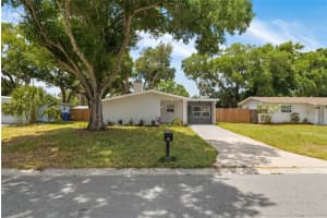 2952 WEBLEY DRIVE, LARGO, FL 33771 - MLS#MFRTB8508135